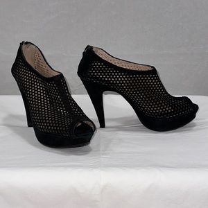Gastone Lucioli Peep-Toe Perforated Platform Booties - Size 37.5